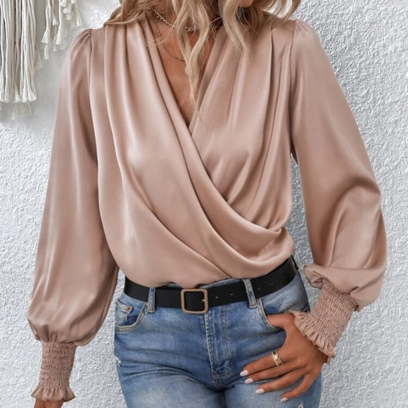 Luxe shirred cuff bishop sleeve blouse